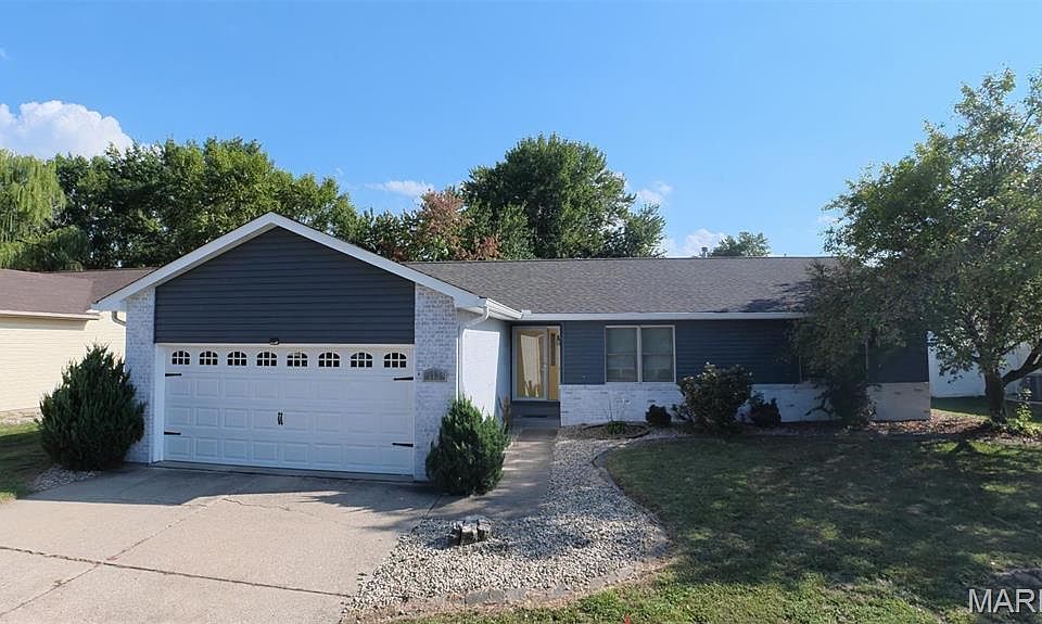 1st image of 113 White Pine Ave