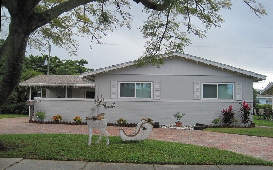 1st image of 602 SE 7th Ave