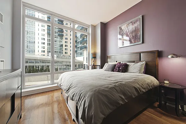 Rented by Compass | media 25