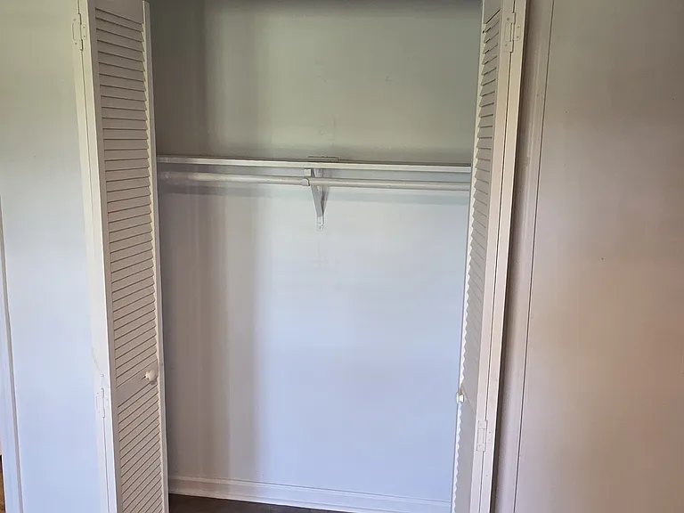 3757 Heathrow Dr — Photo 10
