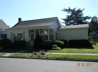 704 S Martin St, Ligonier, IN 46767