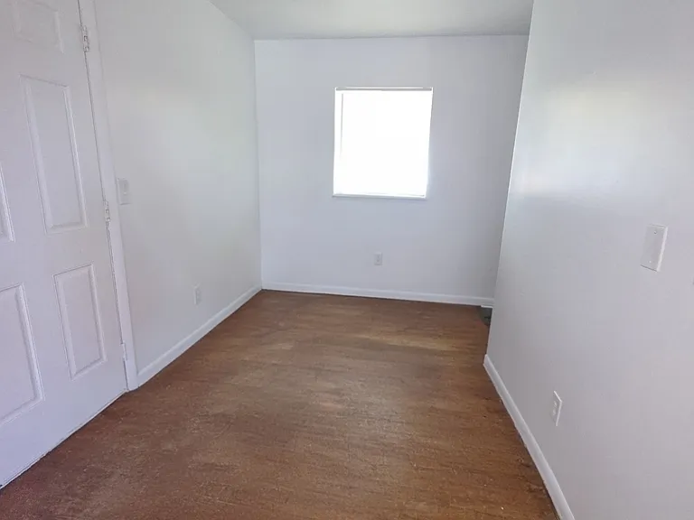 1603 Apple Valley Dr — Photo 4