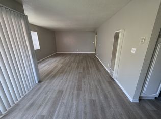4724 W 173rd St APT D, Lawndale, CA 90260