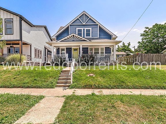 3rd image of 1133 Dawson St