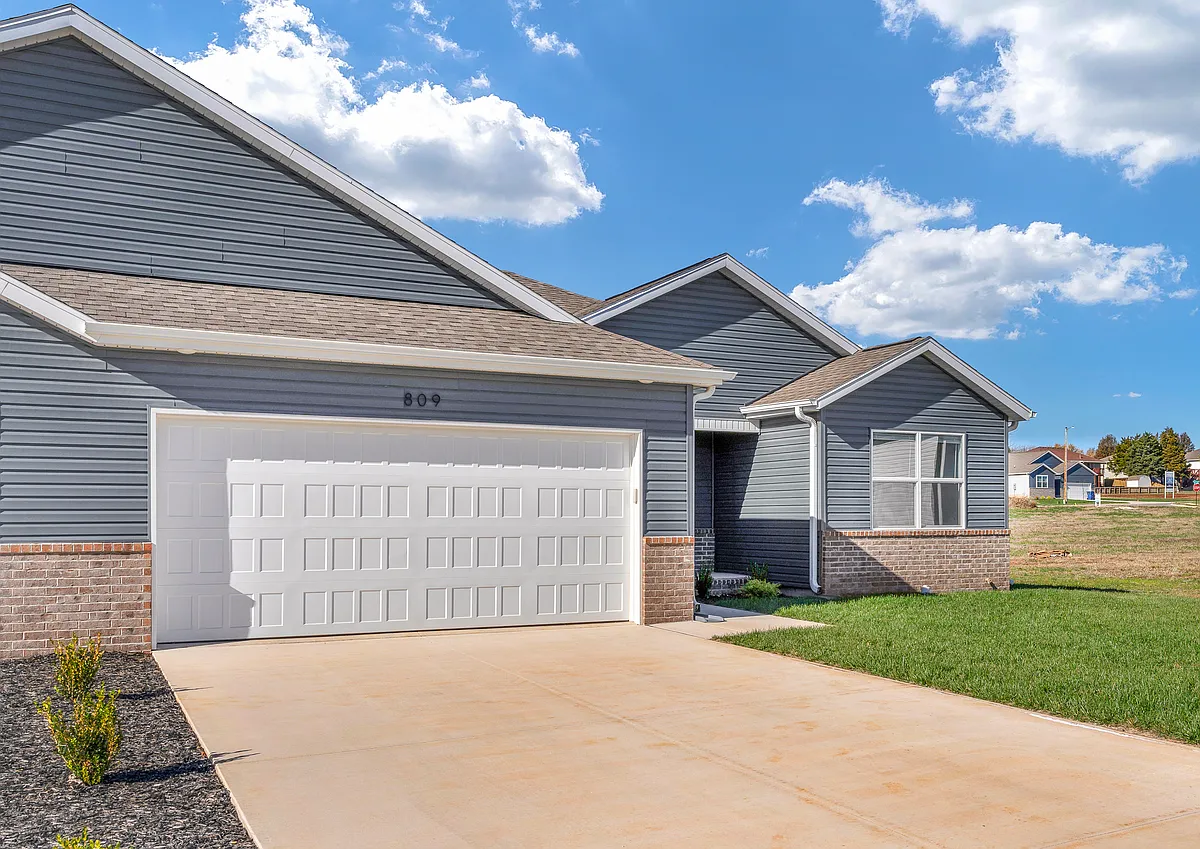 Building Photo - 805 Lambert Cir