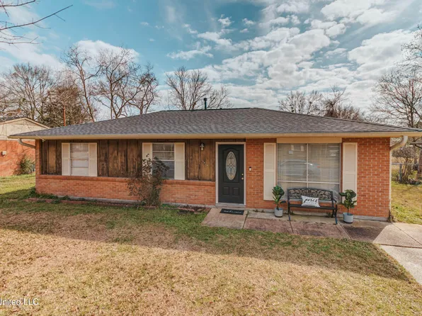 15829 Belmont Dr, Biloxi, MS 39532