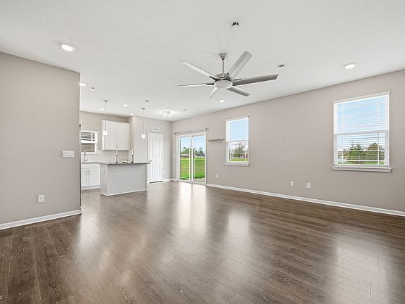 3rd image of 1212 Bontrager Ln