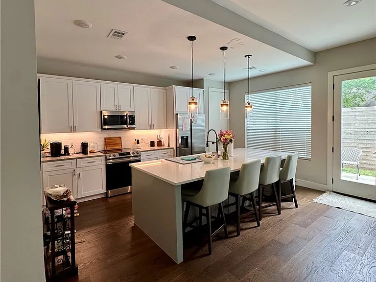 270 Estates Cir — Photo 10