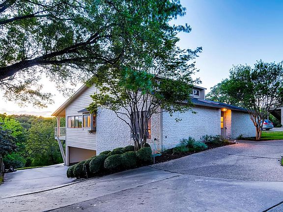 3rd image of 5916 Cape Coral Dr