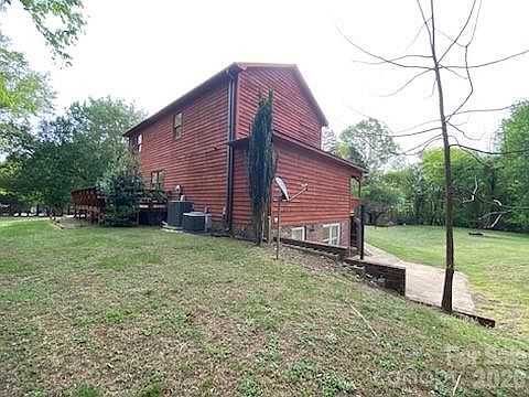 4th image of 2026 Dogwood Trl