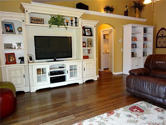 3rd image of 821 Auburn Preserve Blvd