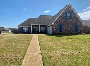 503 Jakes Xing, Brandon, MS