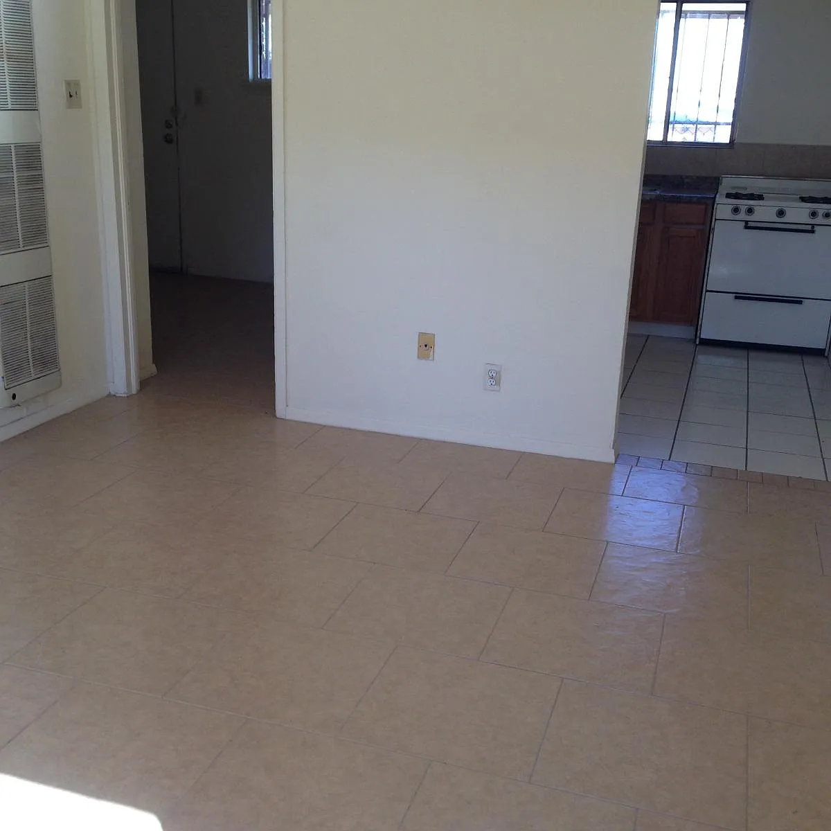Building Photo - 4027 Johnson Ave #3