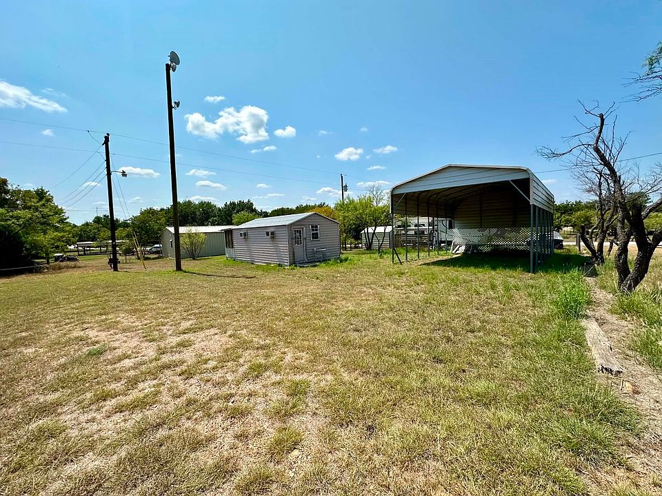 1st image of 366 Saint Kitts Rd