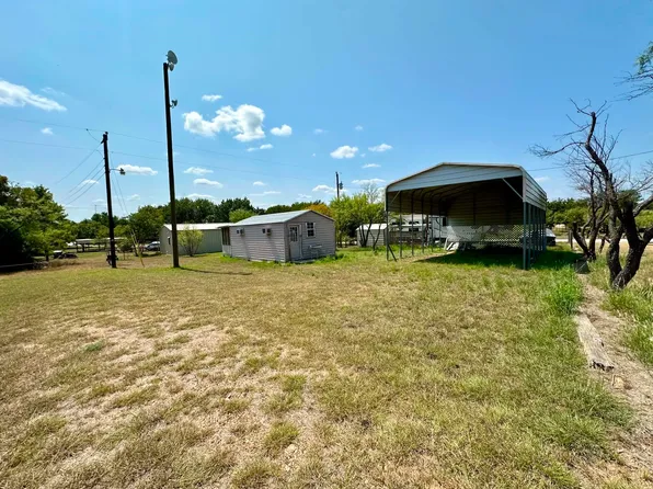366 Saint Kitts Rd, Comanche, TX 76442