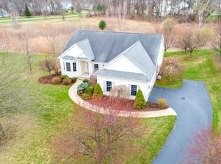 4 Waverly Pl, Clifton Park, NY 12065