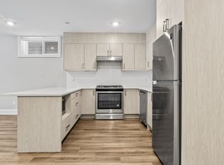 343 Tweedsmuir Ave #2-BEDROOM, Ottawa, ON K1Z5N3