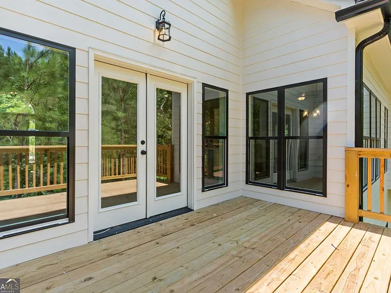 400 Ansley Dr — Photo 31