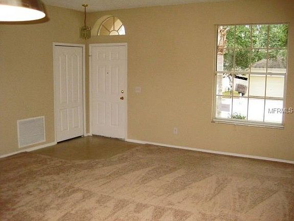 2nd image of 915 Grand Canyon Dr