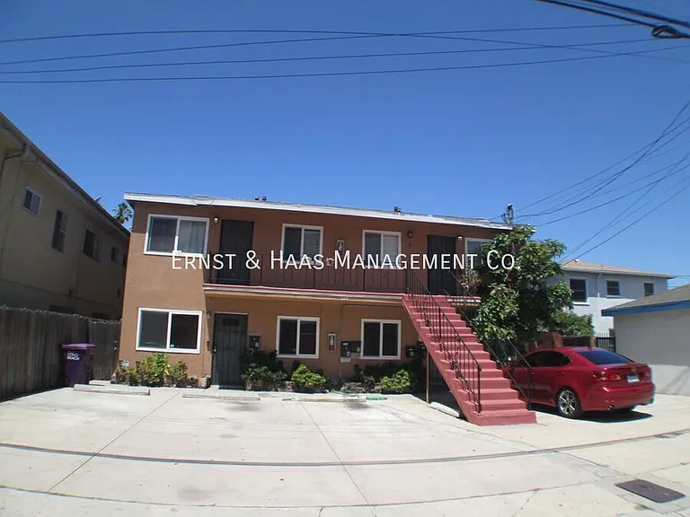 1125 Saint Marys Ct #1A — Photo 3
