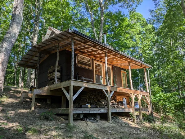 91 Robert Wilson Dr, Marshall, NC 28753