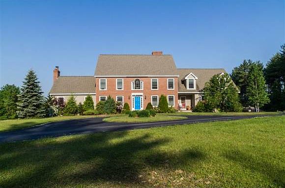 1st image of 5 Shaw Dr
