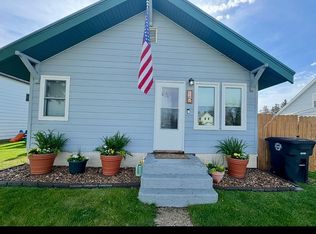 15 Winther St, Ray, ND 58849
