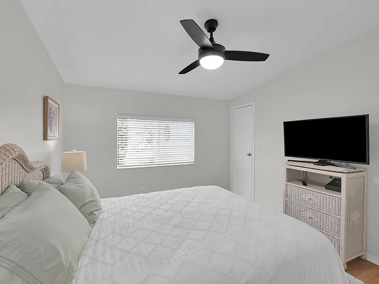 3416 Feriwinkle Ct — Photo 28