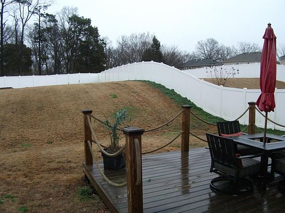 4th image of 114 Tulip Dr