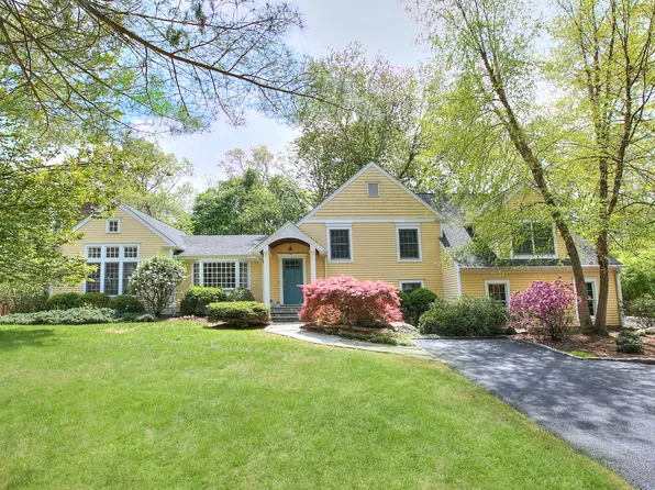 10 Dover Road, Westport, CT 06880