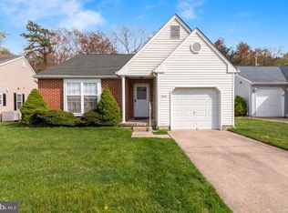 566 Barbados Dr, Williamstown, NJ 08094