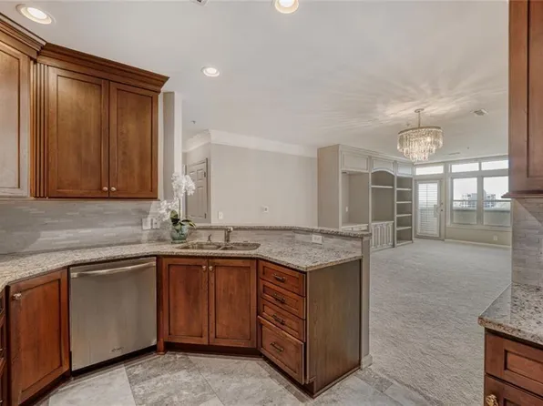 3334 Peachtree Rd NE APT 1208, Atlanta, GA 30326