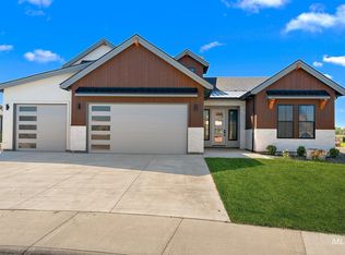 21460 Jackson Creek Ct, Star, ID 83669