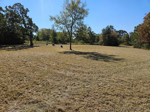 627 Private Rd, Eucha, OK 74342
