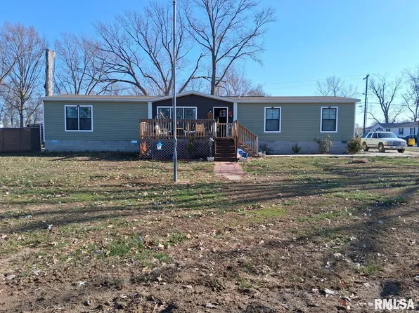 1300 Jackson Ave, Sandoval, IL 62882