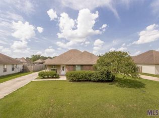 12271 Creekside Dr, Walker, LA 70785