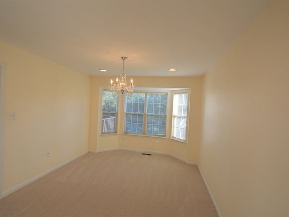2nd image of 43080 Stonecottage Pl