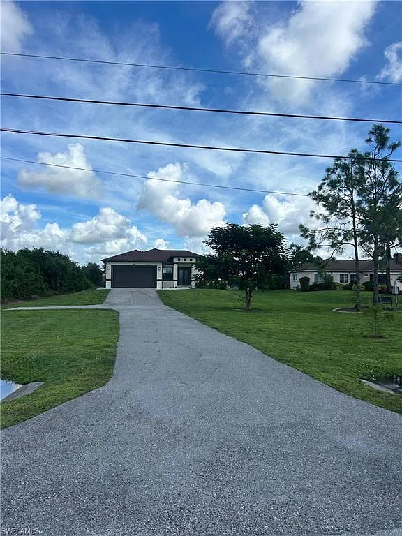 3 bed, 2.0 bath, 1631 sqft, $3,400 — Photo 4