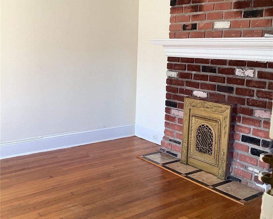 1st image of 1148 W Broadway