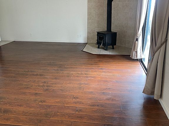 5th image of 2731 Nora Ln