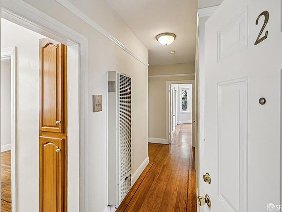 4th image of 1133 Webster St