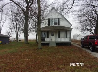 3748 S 8500e Rd, Saint Anne, IL 60964