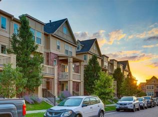 9498 Halstead Ln, Lone Tree, CO 80124