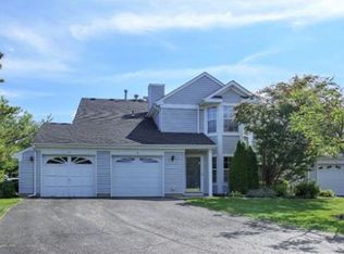14 Vandeventer Ct, Sayreville, NJ 08872