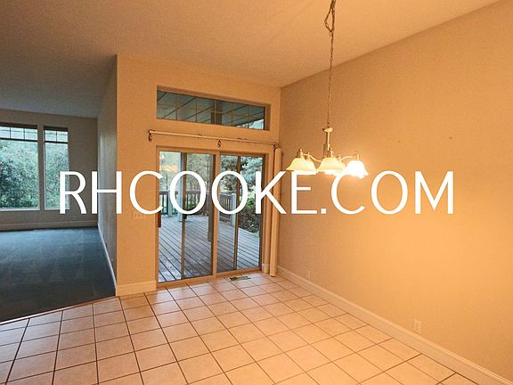 4th image of 523 W Holland Ave #C