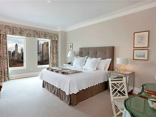 Rented by Sotheby's International Realty | media 36