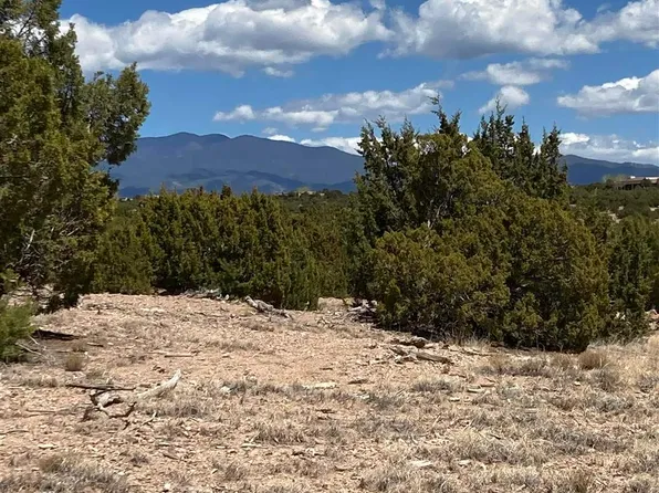 5 Loma De La Vida, Santa Fe, NM 87506