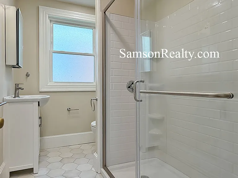 455 Morris Ave #1 — Photo 7