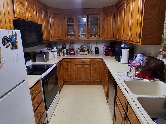 2nd image of 2039 Delaware Ave