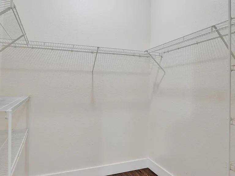 9075 Plymouth Pl — Photo 22